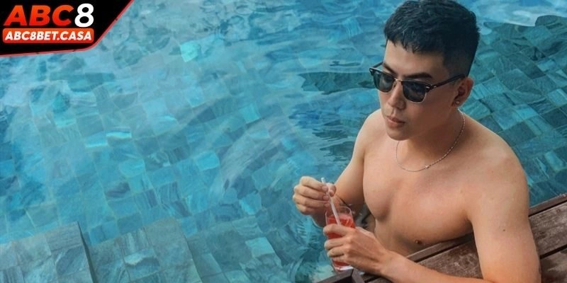 Đôi nét về CEO ABC8 Hà Triệu Sơn